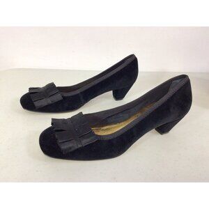 BCBG Black Suede Low Heel Pumps with Bow